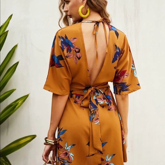 Shein Plunging Neck Tie Back Floral Dress - Picture 4 of 6